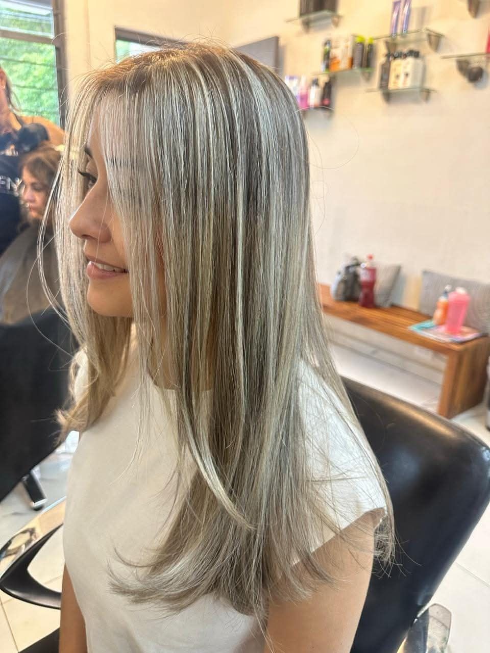 Color platino en AraVe